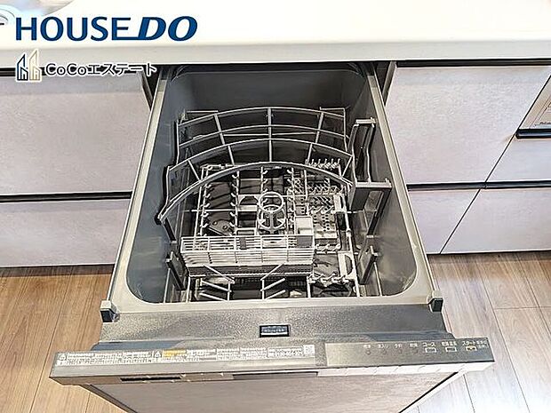 □■食器洗浄乾燥機■□家事の強い味方♪食器洗いの手間が省けて家事の時短!水仕事が減って手荒れも防止に!