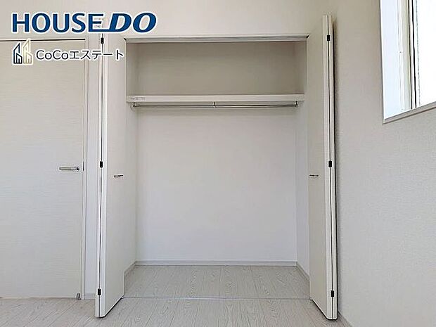 □■収納■□各部屋にクローゼット完備♪ゆとりの収納で、お部屋がスッキリ片付きます。
