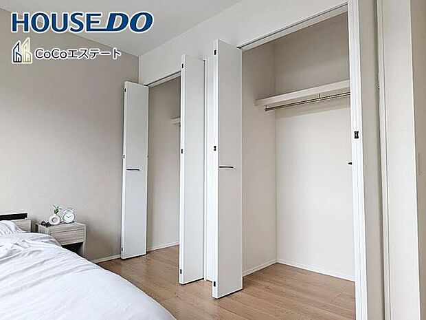 □■収納■□6.5帖の洋室の収納です♪各部屋にクローゼット完備♪ゆとりの収納で、お部屋がスッキリ片付きます。