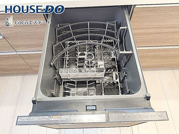 □■食器洗浄乾燥機■□家事の強い味方♪食器洗いの手間が省けて家事の時短!水仕事が減って手荒れも防止に!