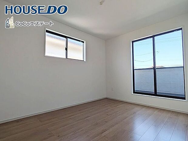□■洋室■□6帖の洋室です♪光が取り込みやすい2面採光のお部屋です。日当たり・風通し良好です♪