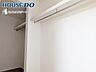 収納：□■収納■□ウォークインクローゼット♪普段使いのお洋服や小物はもちろん、シーズンオフのものまでしっかり収納できる頼もしいスペースです。