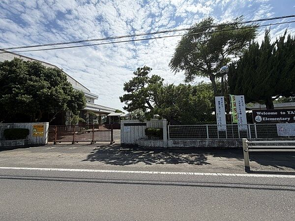 その他環境写真 1900m 柳河小学校(柳河小学校徒歩24分（1900m）)