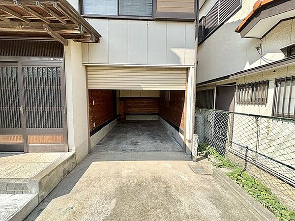 インナーガレージ付き♪