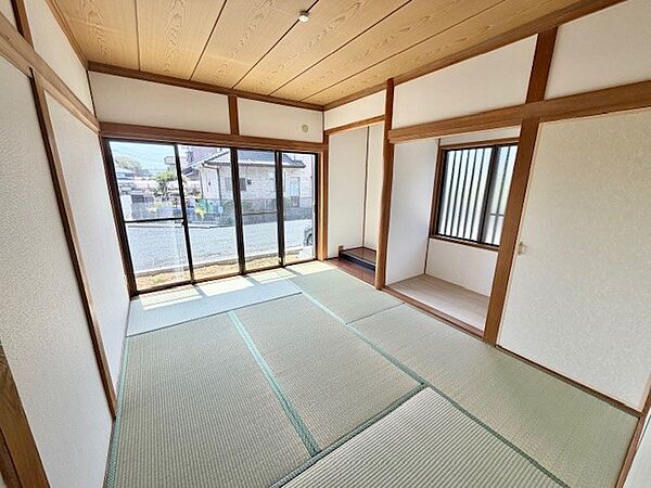 【1F和室】ご夫婦の寝室、客間にも使える1階の独立した和室♪※リフォーム後の写真です