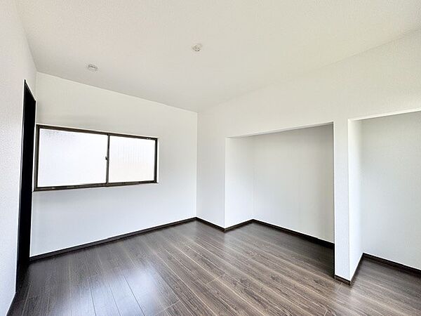 【リフォーム後：2F洋室】寝室や子ども部屋にぴったりな洋室にリフォーム中です♪