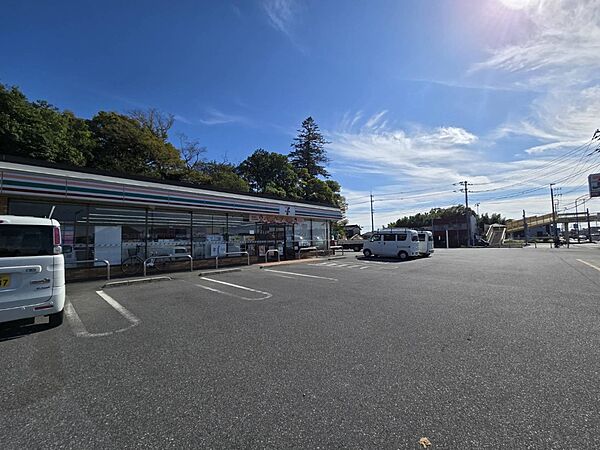 コンビニ 550m セブンイレブン久喜鷲宮東大輪店