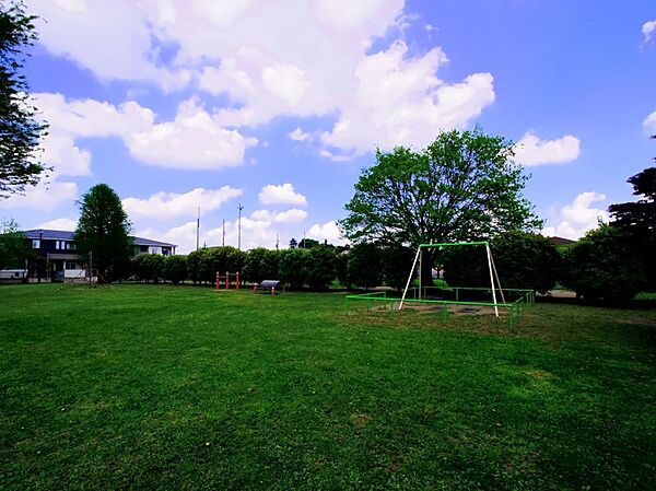 公園 70m もみじ公園
