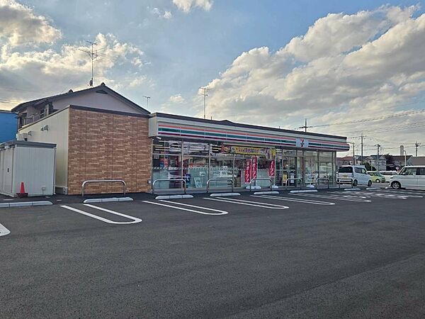 コンビニ 450m セブンイレブン白岡市西7丁目店