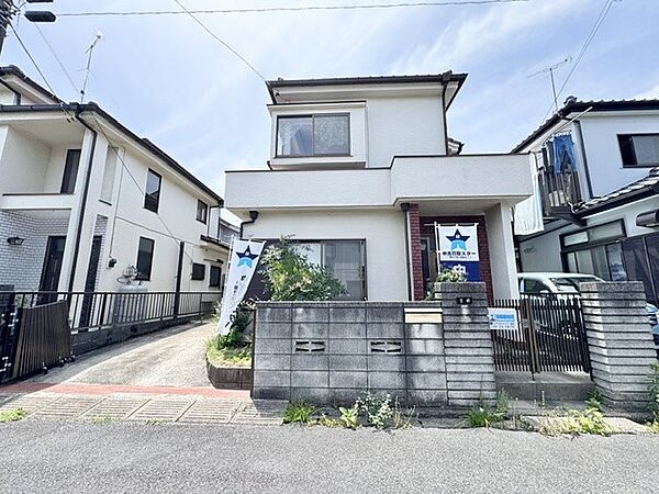 ◆外観｜小中学校が1ｋｍ圏内なので通いやすくて安心♪