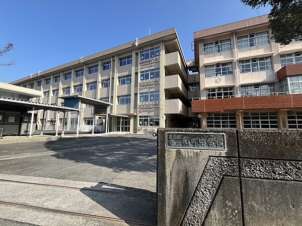 中学校 680m 和田中学校