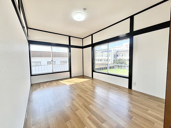 洋室を拡大表示