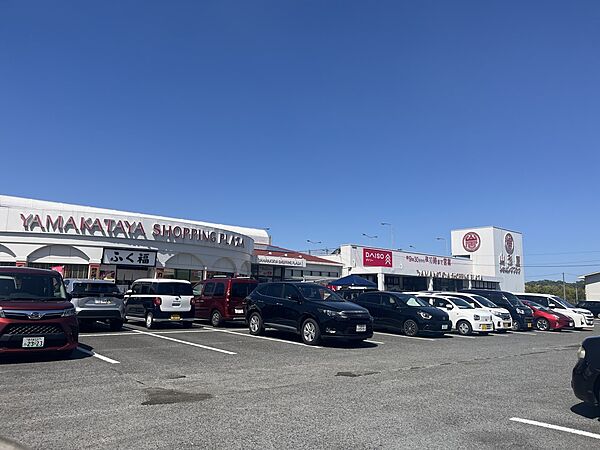スーパー 1500m 山形屋ストア皇徳寺店