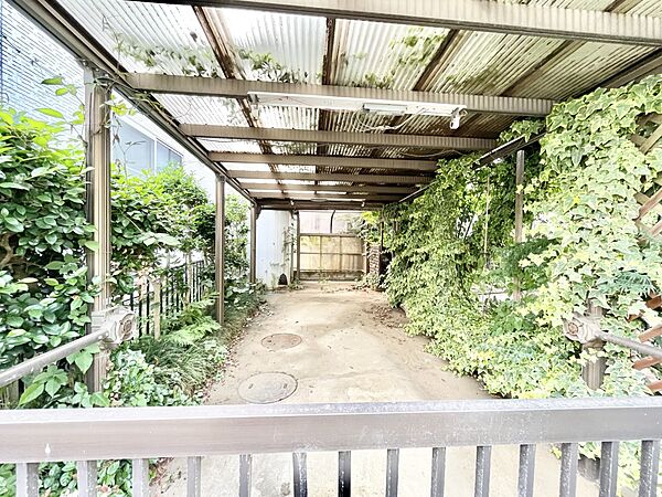 ◆外観｜車通りが少なく、騒音も少ない為、お休みも安心して出来ます♪