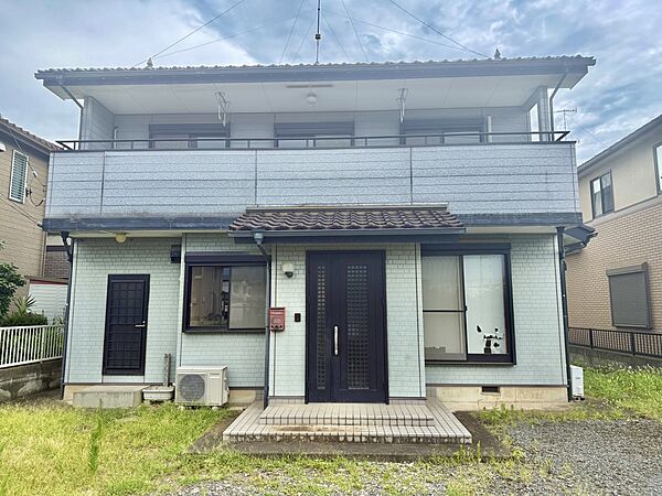 ◆外観｜どっしりとした佇まいで、家に帰るたび安心感を与えてくれます。