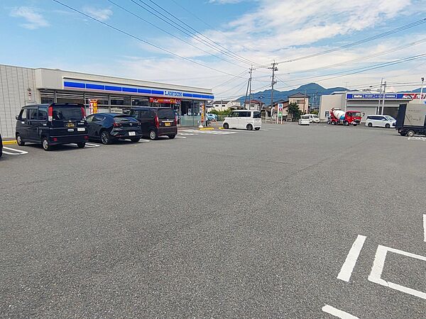 コンビニ 550m ローソン八代大村東店