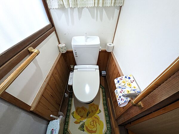 トイレを拡大表示