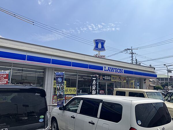 コンビニ 450m ローソン 熊本菊陽尚絅大前店