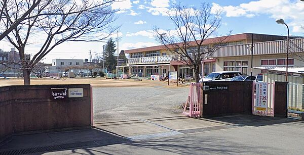 幼稚園・保育園 700m 平岡北幼稚園
