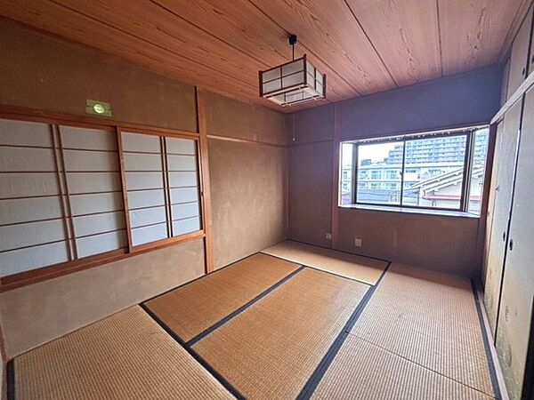 【2F居室】キッチンや浴室、トイレなど水回り交換予定♪※リフォーム前写真