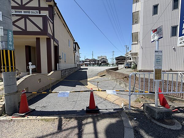 二方向道路で動線スムーズ