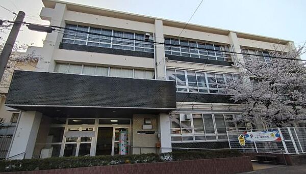 貝塚市立津田小学校まで（916m）
