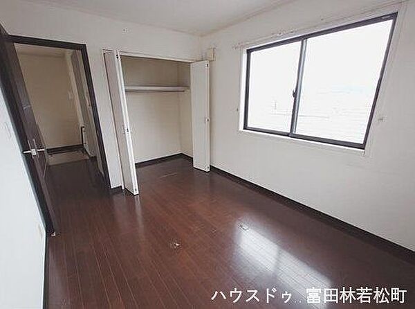 洋室を拡大表示