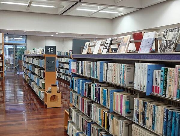 葛飾区立中央図書館