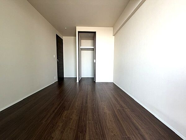 多目的に使える自由な空間。子供部屋から書斎、趣味の部屋まで、ライフスタイルに合わせて変化する洋室です。