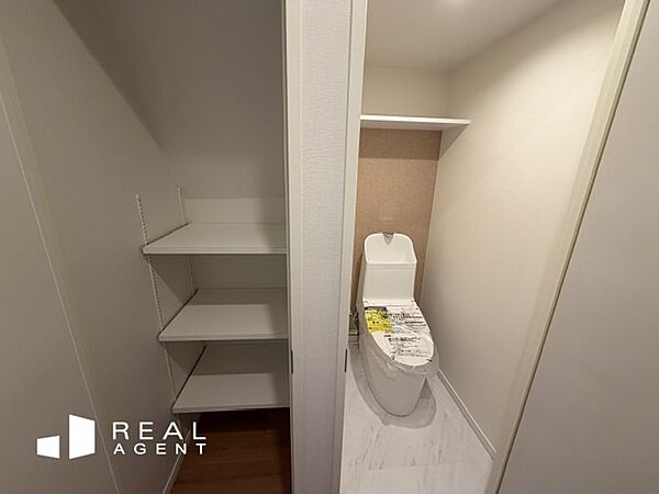 収納は住みやすさへのこだわりです。部屋が物であふれて散らかるということが少なくなり、スッキリと片付いた状態を維持することができます。