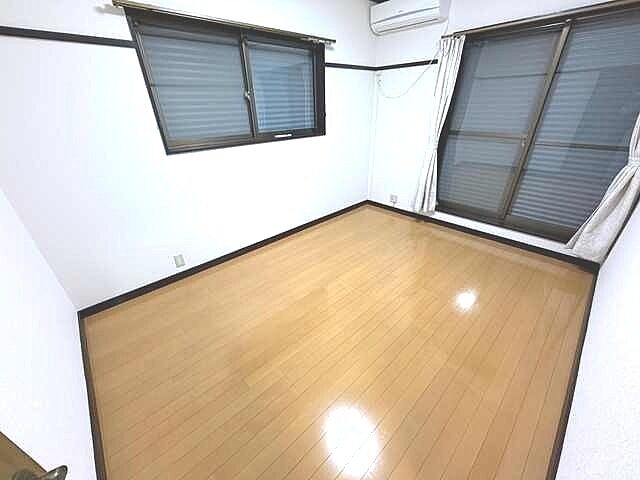 寝室