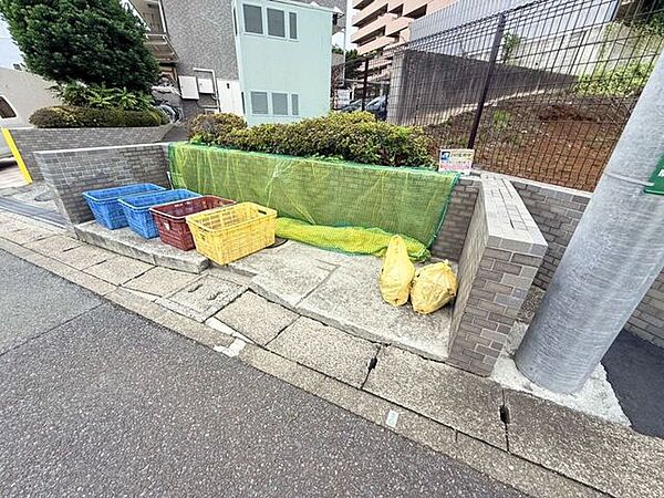ゴミ置き場