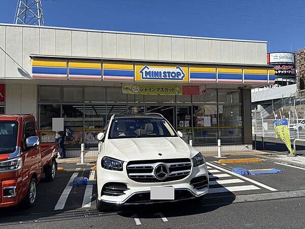 ミニストップ相模原上鶴間本町 150m