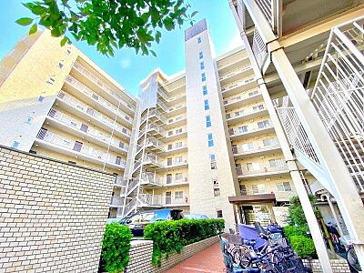 外観:内装リノベーション物件!新耐震基準マンション!駅徒歩3分!山手線「高田馬場」駅も利用可能な好立地です♪ご案内可能でございますので、まずはお気軽にお問い合わせください! 外観:内装リノベーション物件!新耐震基準マンション!駅徒歩3分!山手線「高田馬場」駅も利用可能な好立地です♪ご案内可能でございますので、まずはお気軽にお問い合わせください!