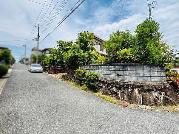 建築条件無し土地です。建築会社に迷われる場合もお気軽にご相談ください♪