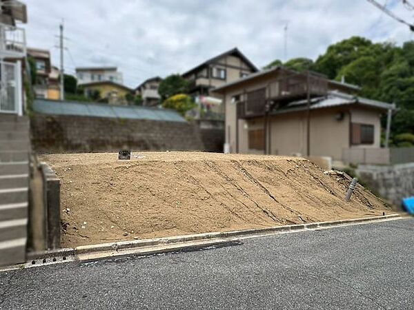 差し込む陽光を活かしたお庭やバルコニーなど、想像が膨らみます♪