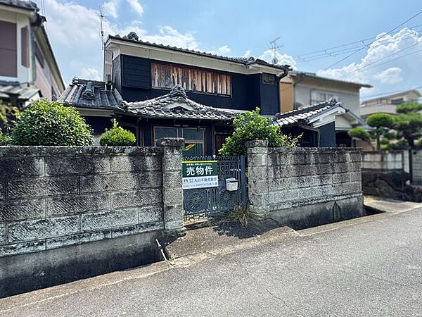 ガーデニングスペースになるお庭や奈良の山を望む2階部分等、こだわり建築への想像が膨らみます♪