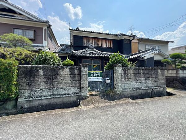 徒歩15分圏内にスーパーやコンビニがあり、毎日のお買い物アクセスも可能な立地です♪