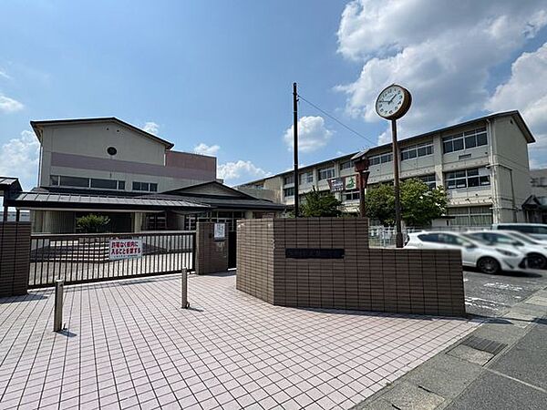 桜井市立大福小学校 徒歩19分。 1480m