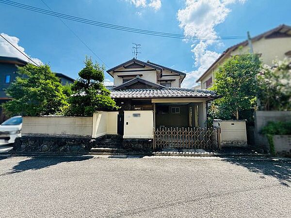 物件の見学や詳細など、詳しくは担当までお気軽に問い合わせくださいませ♪