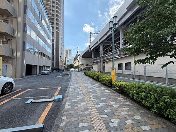 マンション出口から駅入り口見える立地です♪
