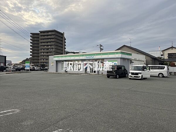 ファミリーマート荒尾西原町店