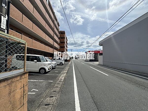 現地