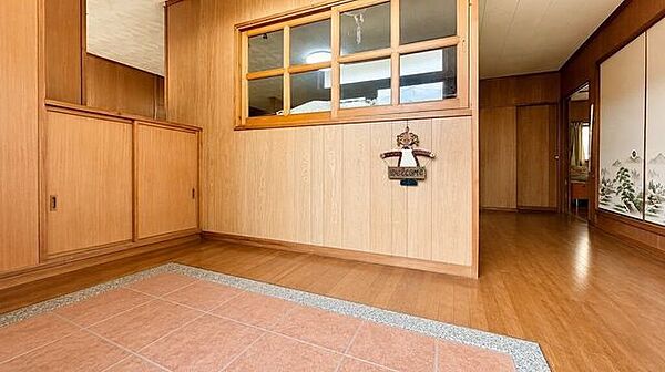 AI加工で家具・小物除去しています