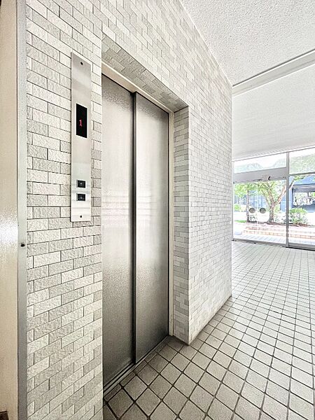 快適な都市生活を支えるエレベーター完備マンションのマンションです！