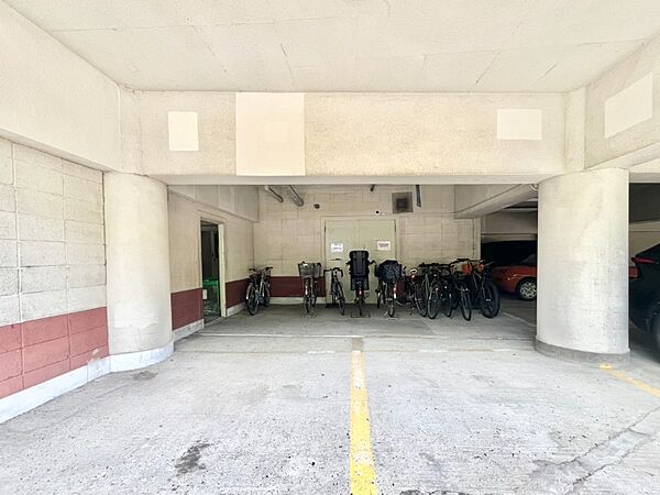 【共用部分】自転車置き場