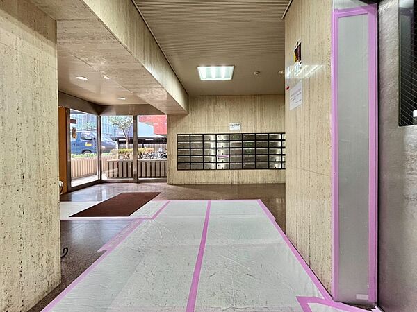 気品のある雰囲気を漂わせて上質な空間を作り出します。