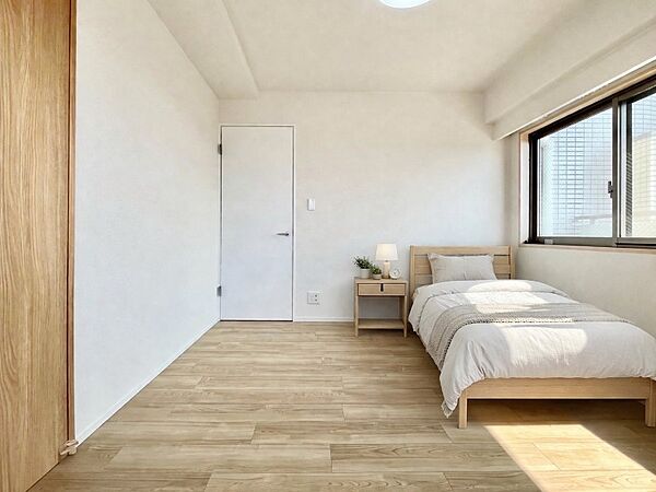 陽ざしを取り込みやすい2面採光。毎日の生活も明るくなりそうです！（CG加工により家具等を設置した画像です）