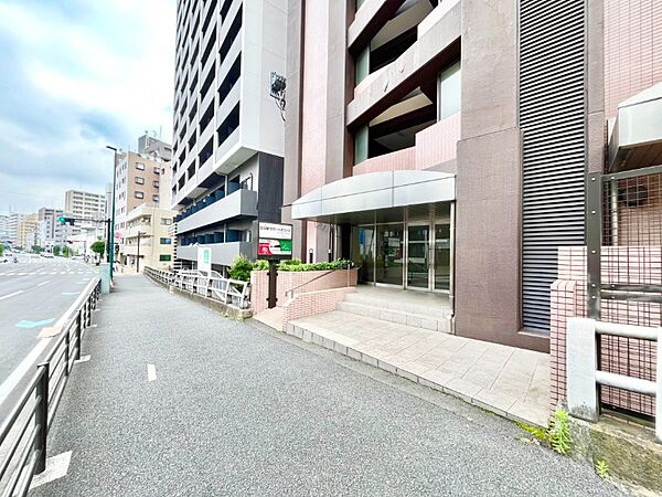 「平成1年12月」築。新耐震基準のマンションです。