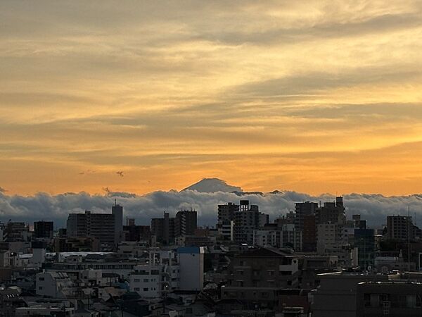 お部屋からは「富士山」が望めます。 ※気象条件等によります。また、永続的に保証されるものではありません。